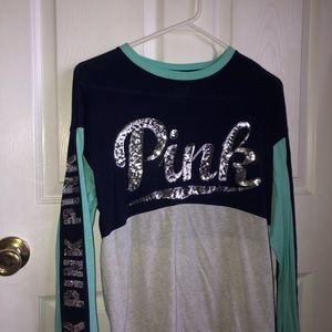 Victoria’s Secret PINK long sleeved top